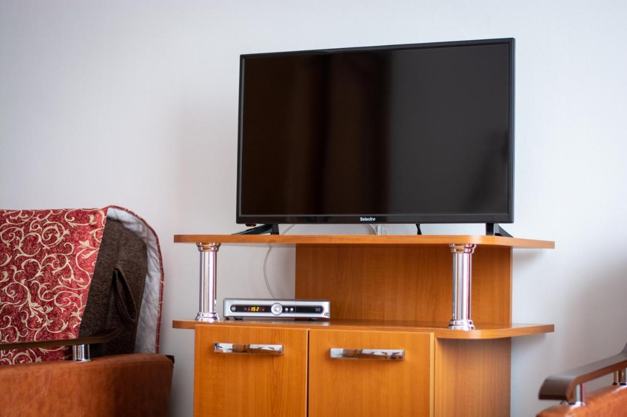 Motel Via Targu Mures Cristesti  ภายนอก รูปภาพ