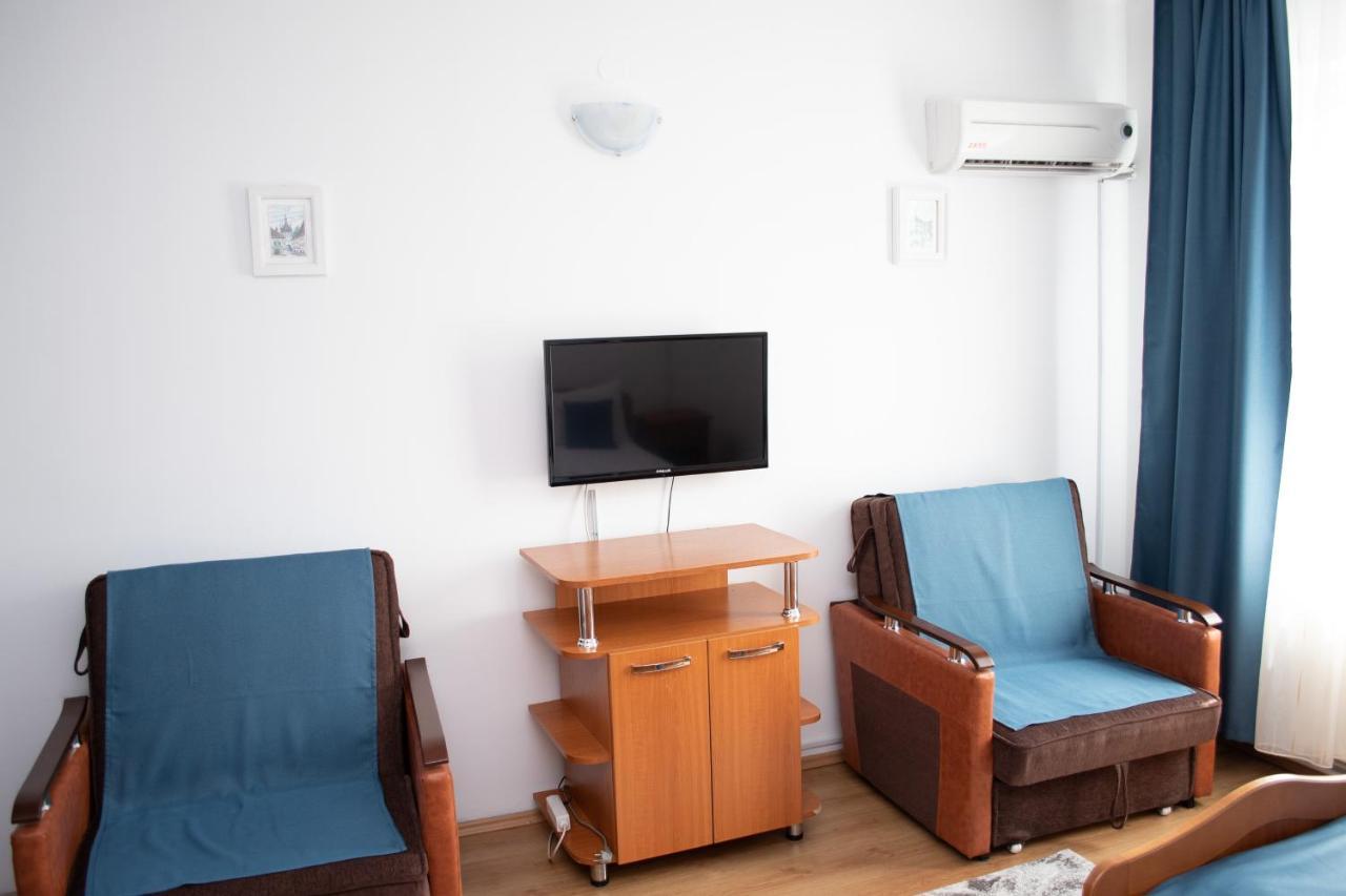 Motel Via Targu Mures Cristesti  ภายนอก รูปภาพ