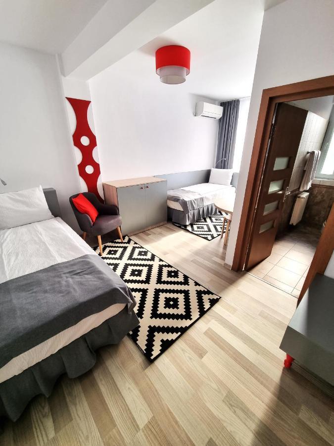 Motel Via Targu Mures Cristesti  ภายนอก รูปภาพ