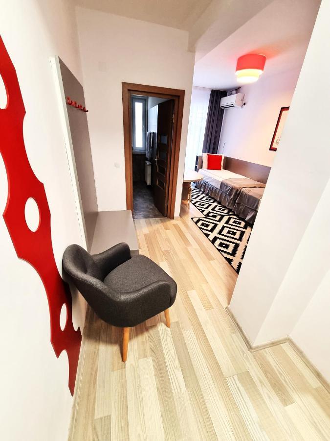 Motel Via Targu Mures Cristesti  ภายนอก รูปภาพ